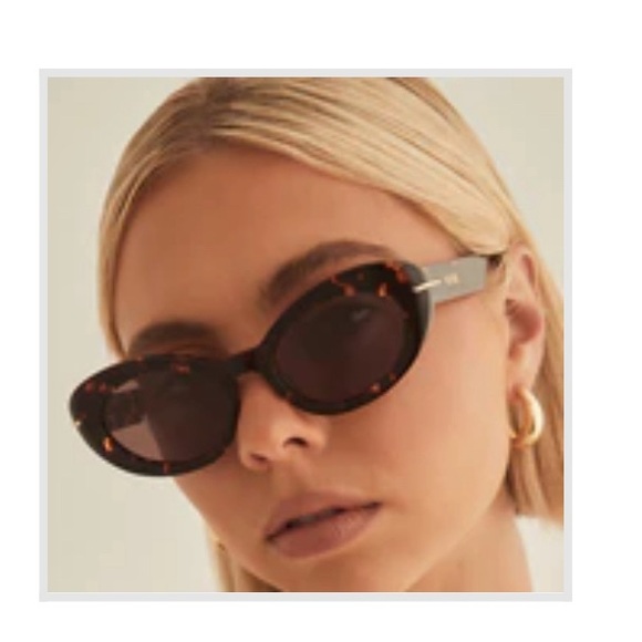 Banbè The Rocha Sunglasses - Picture 4 of 4